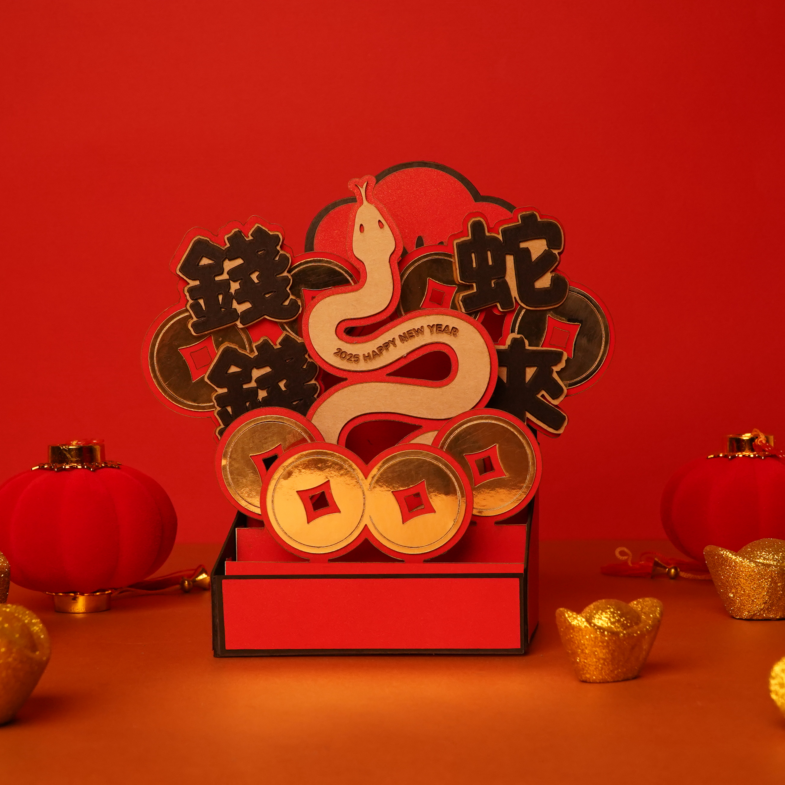 Golden snake treasure box - Design Market